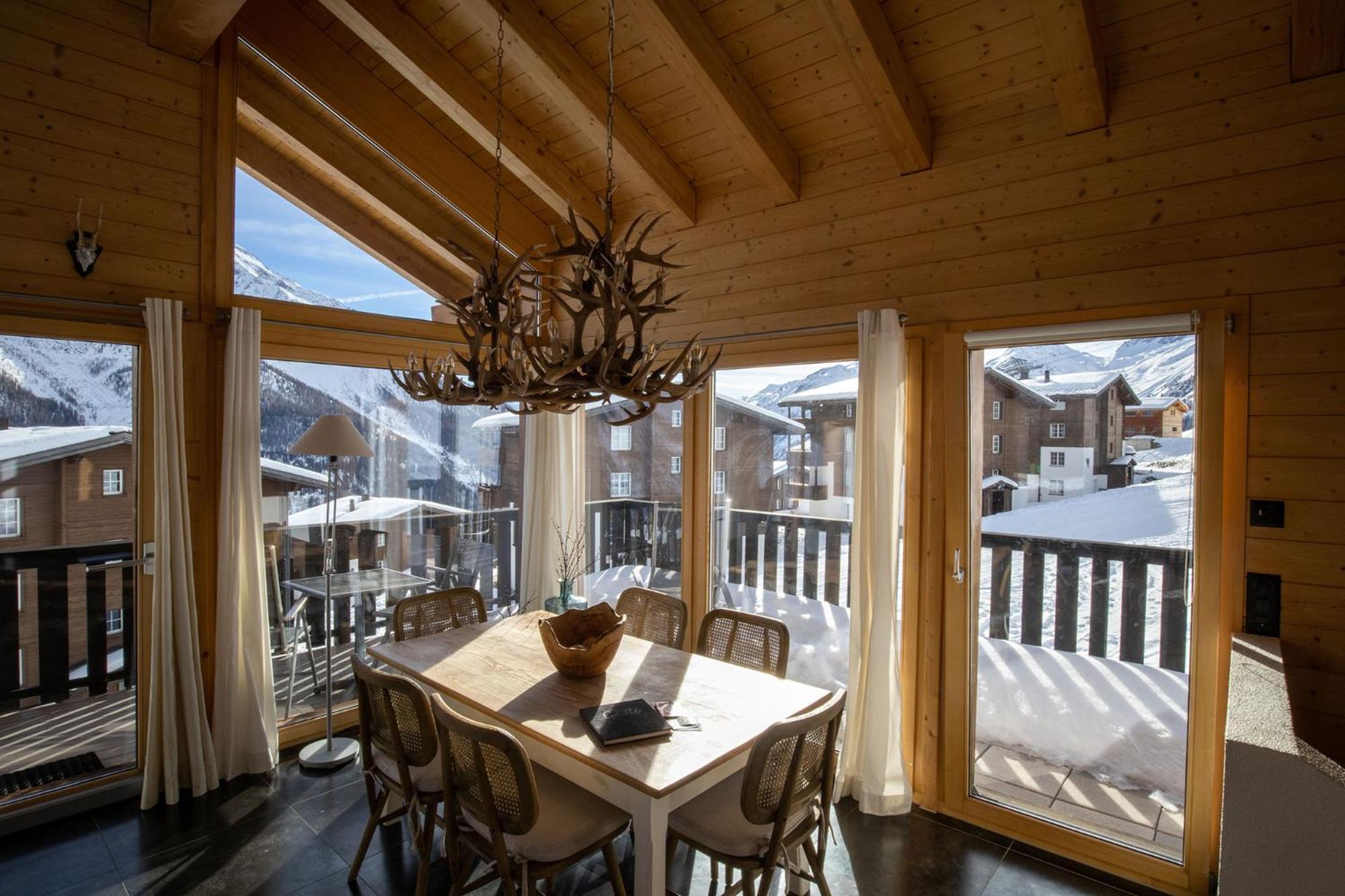Lauchernalp Resort Residences Wiler Exterior photo