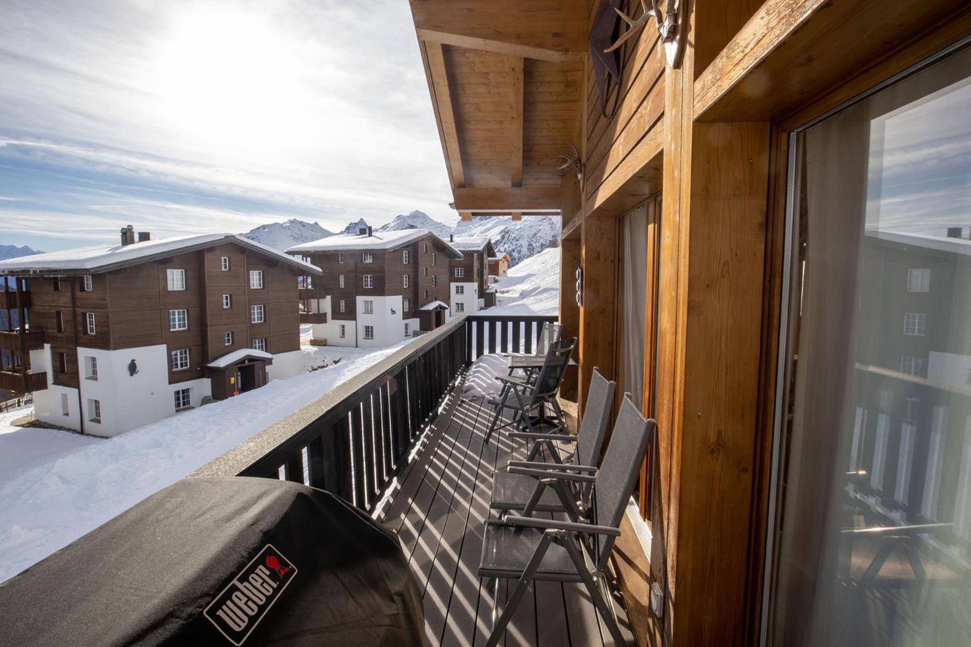 Lauchernalp Resort Residences Wiler Exterior photo