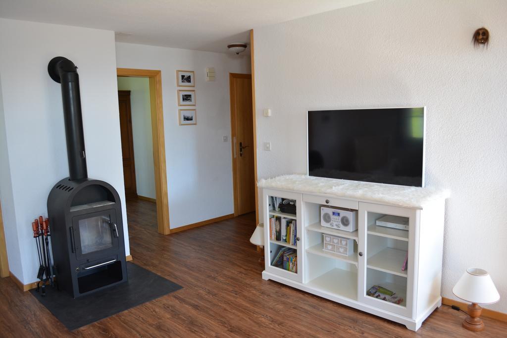 Lauchernalp Resort Residences Wiler Room photo